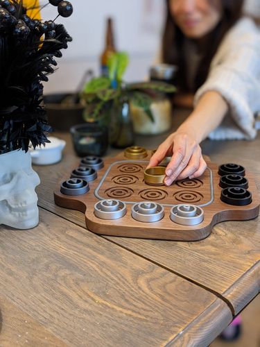 Otrio Inventor's Edition: Walnut (Luxe Aluminum Ring Set)